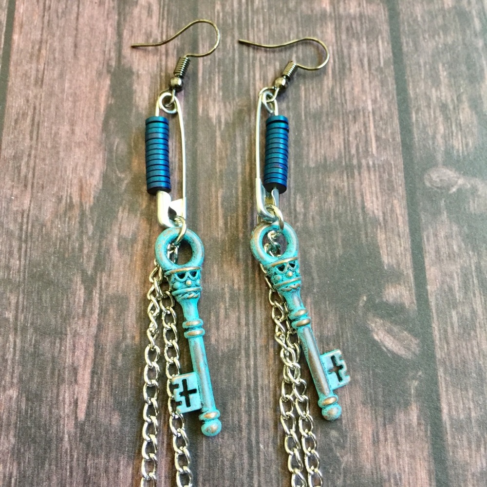 Handmade punk mixed metals safety pin key earrings